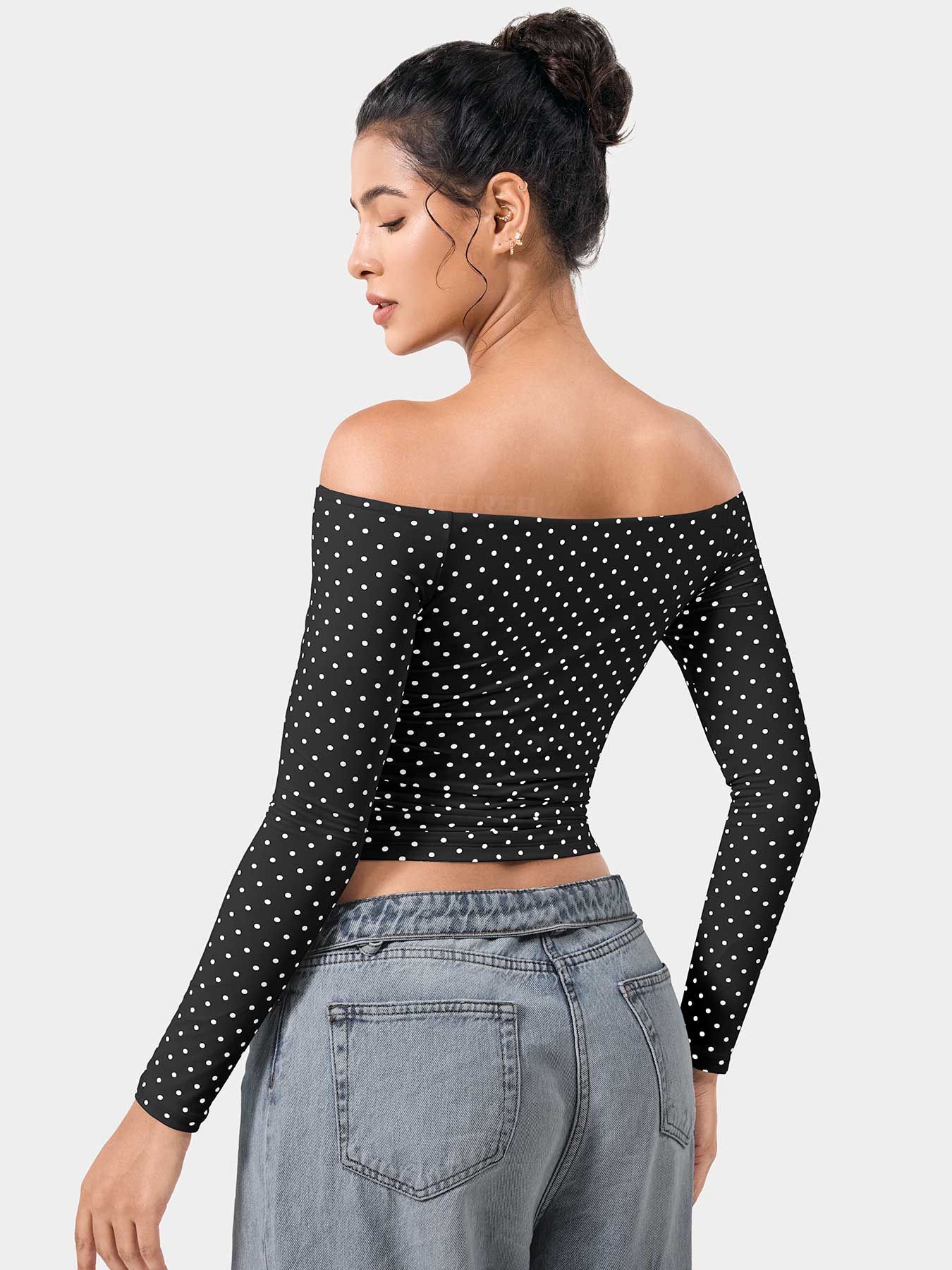 BlackPolkaDots