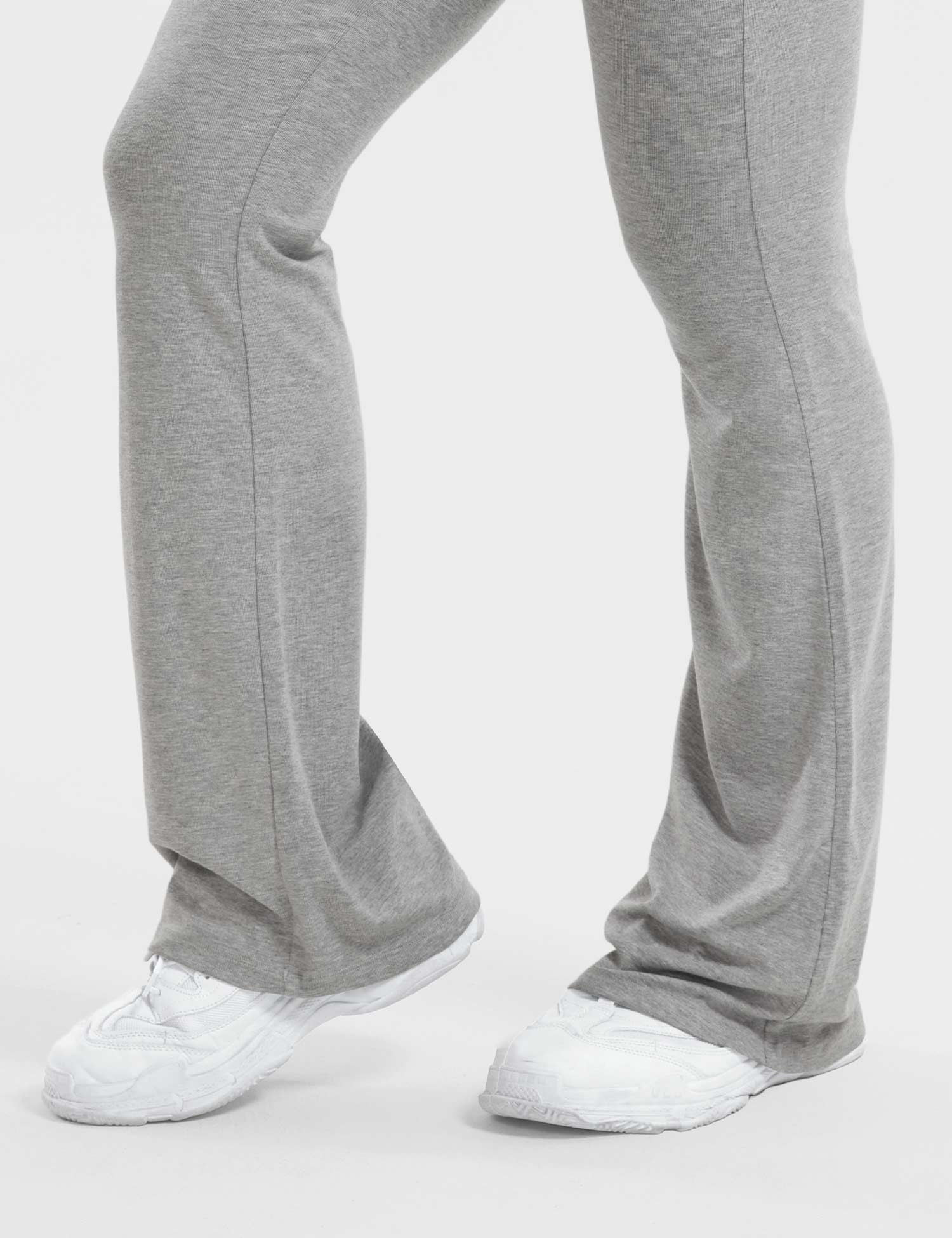 Yeoreo Ava Comfort Long Sleeve Pants Sets