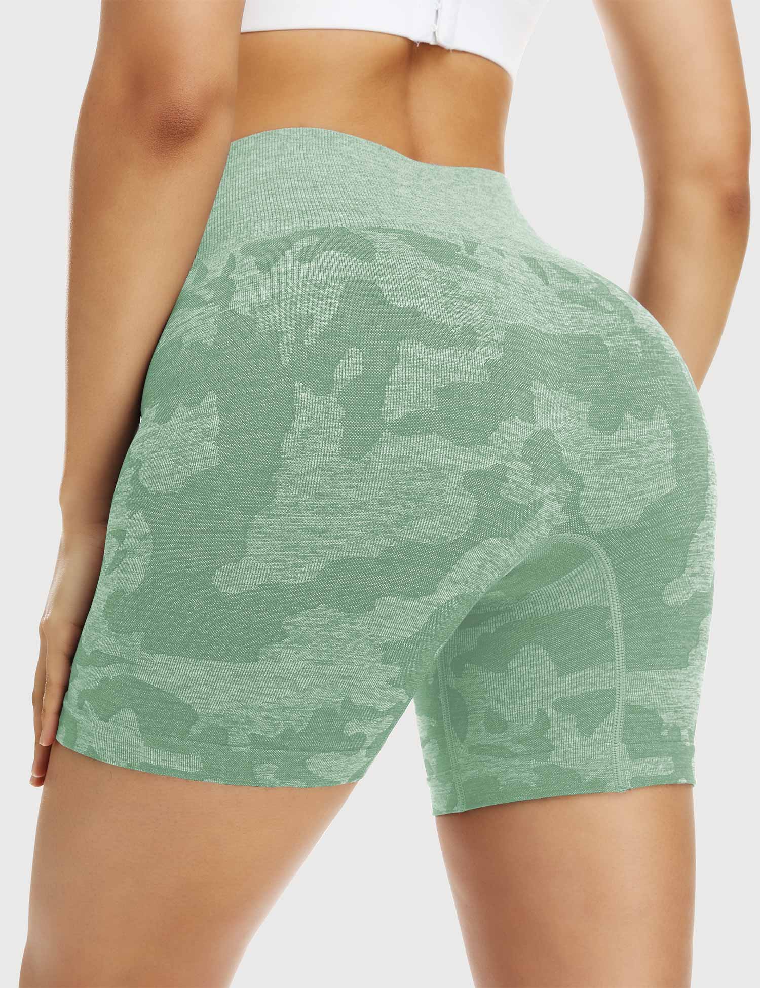 Yeoreo Camo Shorts Sin Costuras