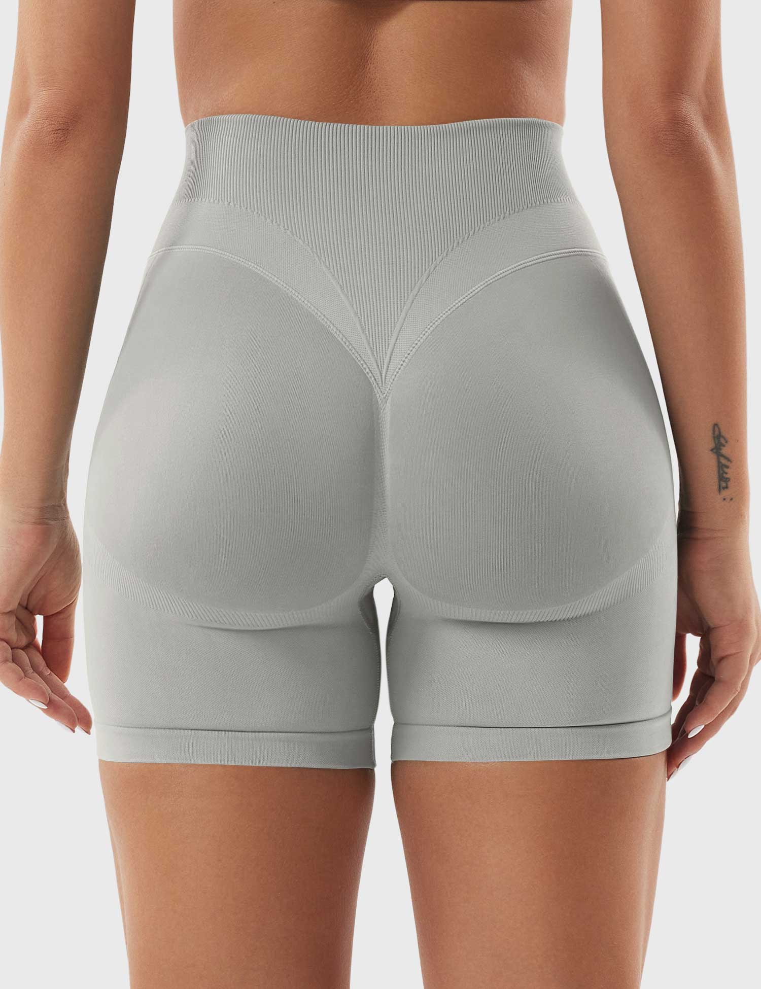 Yeoreo Patrica 4.5" Seamless Shorts