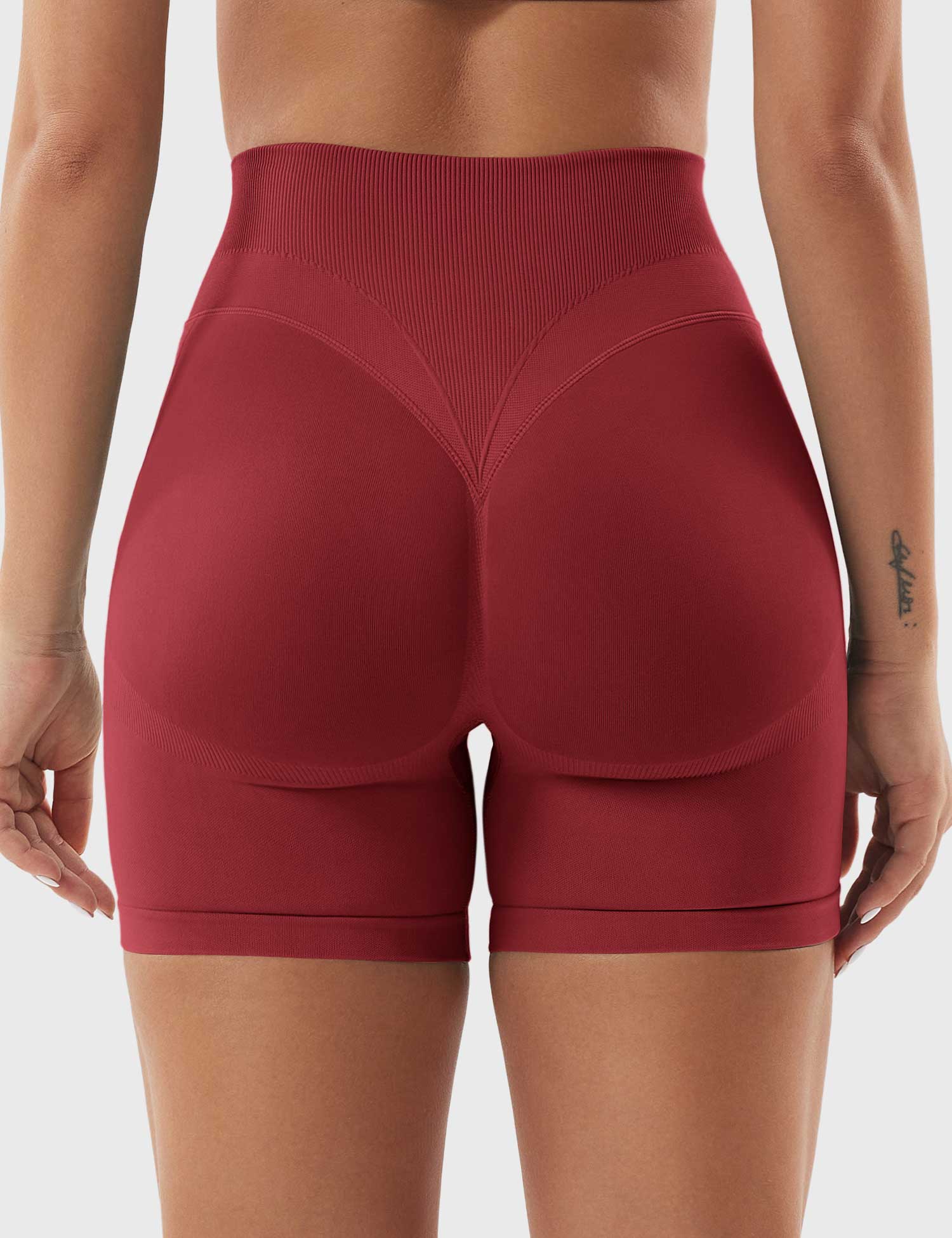 Yeoreo Patrica 4.5" Seamless Shorts